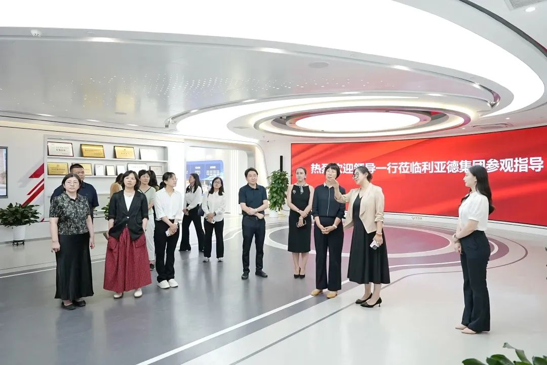 北京市统计局局长李素芳一行莅临ng28.com调研指导